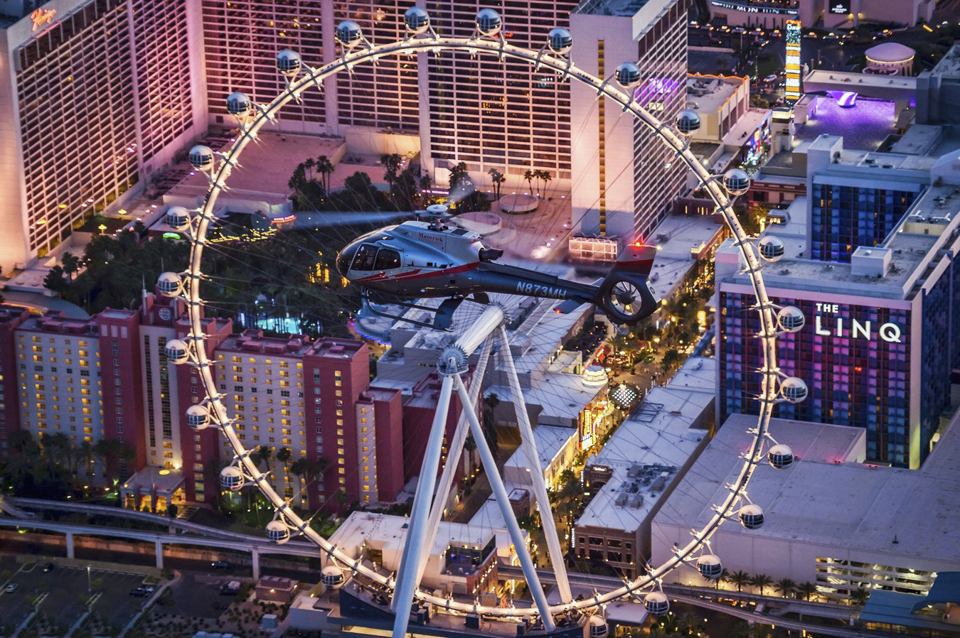 Maverick Helicopters - Vegas Flight